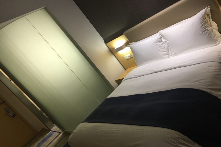 Holiday Inn Express Shanghai Pujiang By Ihg Exterior photo