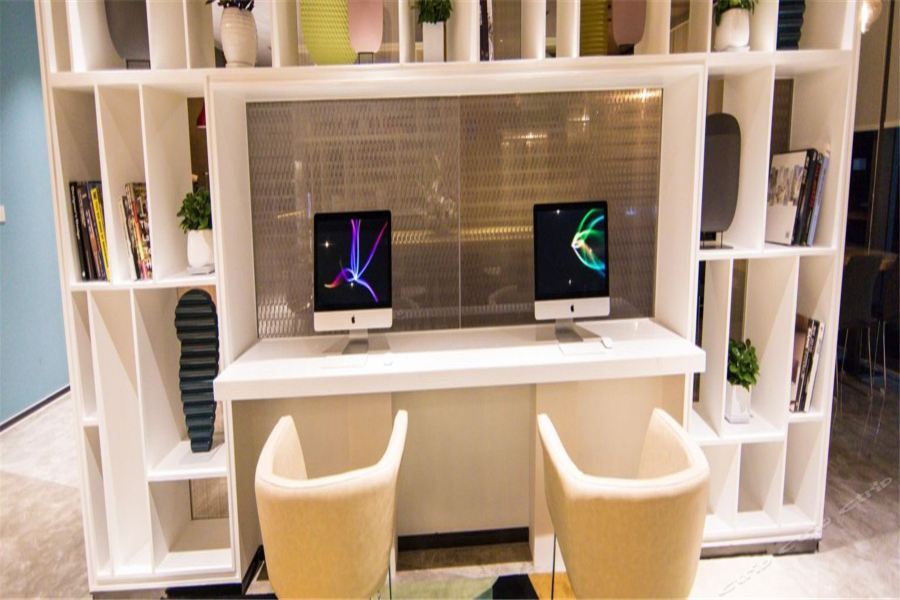 Holiday Inn Express Shanghai Pujiang By Ihg Exterior photo
